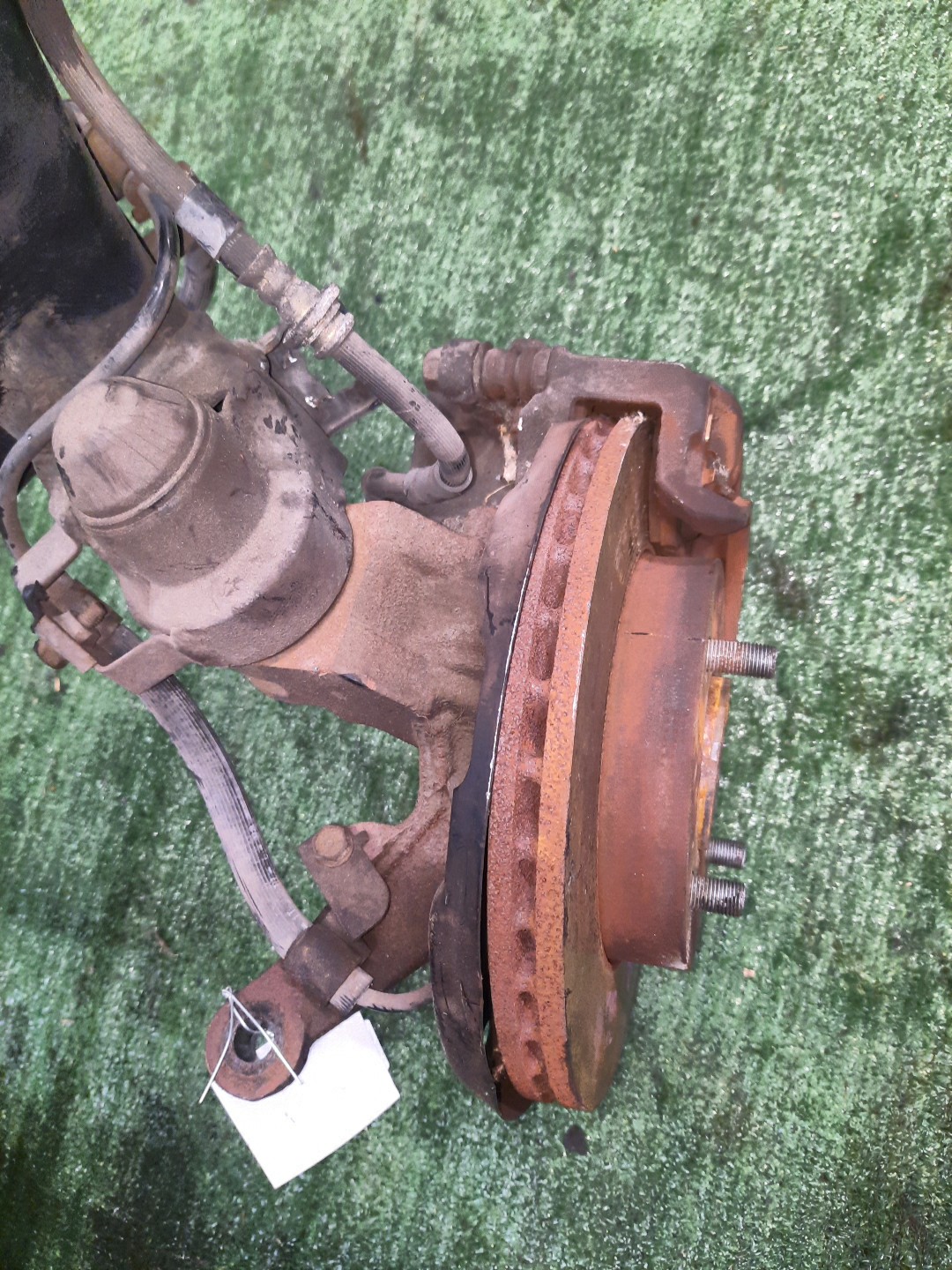 Ступица правая передняя NISSAN BLUEBIRD, PRIMERA SU14, U14, QU14, HU14, EU14, P11, WP11, QP11, HP11, WQP11, WHP11 CD20, SR20DE, QG18DE, QG18DD, SR18DE, SR20VE 2 ракурс
