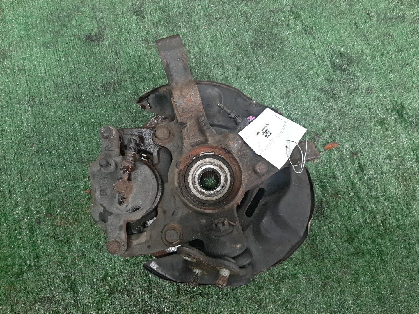 Ступица правая передняя TOYOTA COROLLA, COROLLA FIELDER, ALLEX, COROLLA RUNX NZE121, NZE121G 1NZ-FE 2 ракурс
