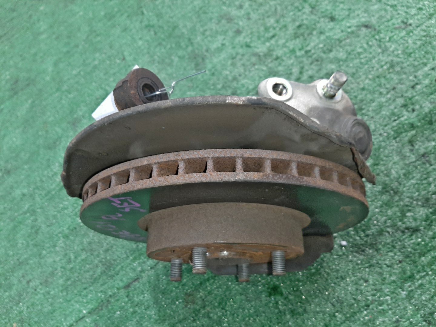Ступица левая передняя TOYOTA COROLLA, COROLLA FIELDER, ALLEX, COROLLA RUNX NZE121 1NZ-FE 3 ракурс