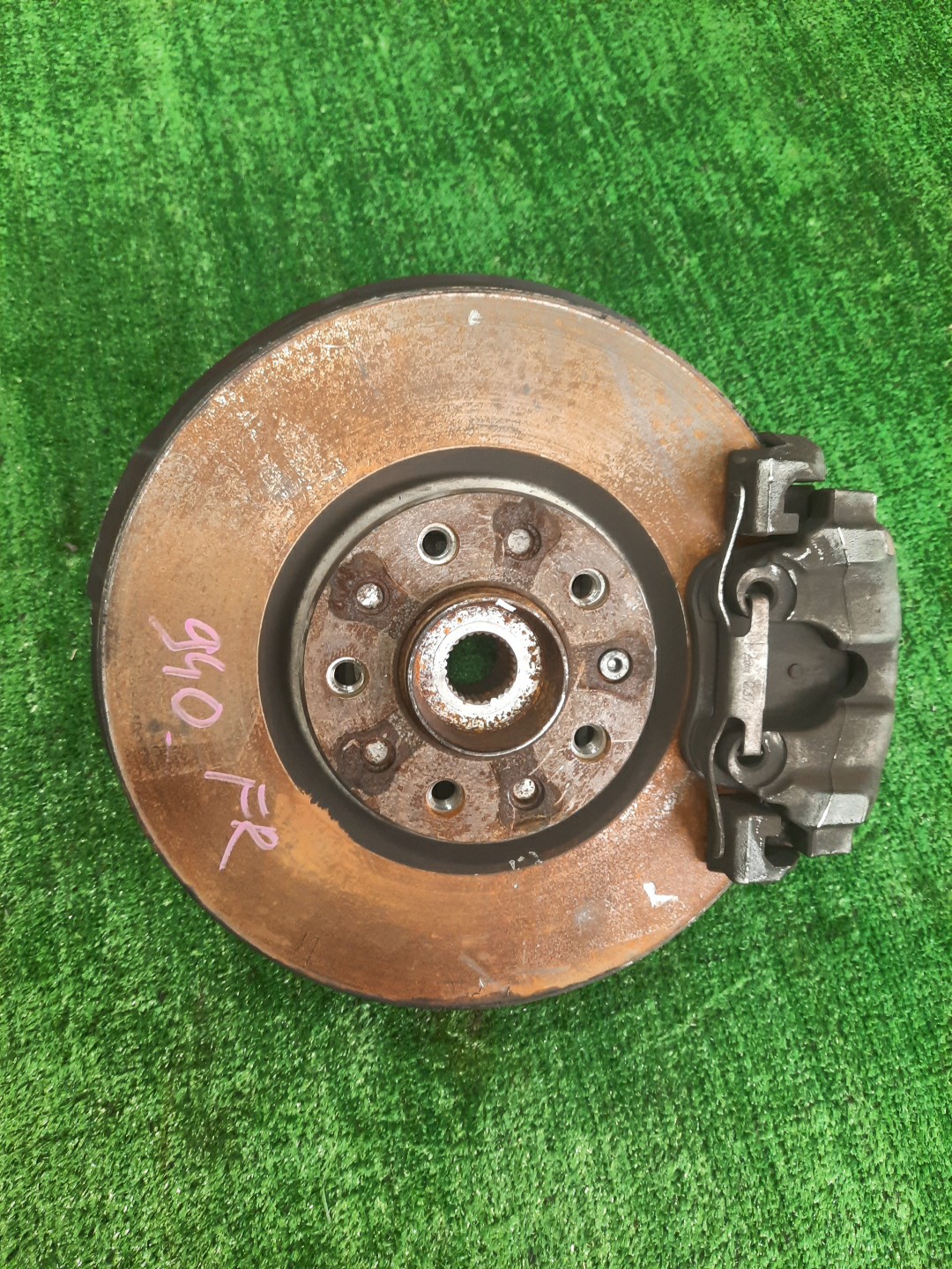 Ступица правая передняя ALFA ROMEO GIULIETTA 940 940A2000 28A32206 1 ракурс