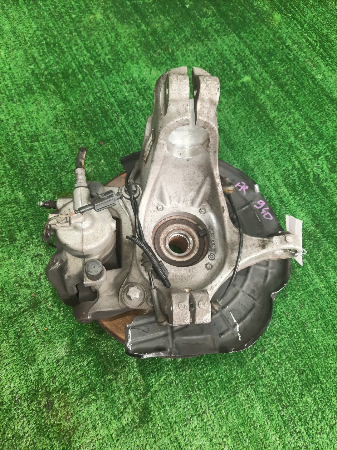 Ступица правая передняя ALFA ROMEO GIULIETTA 940 940A2000 28A32206 2 ракурс