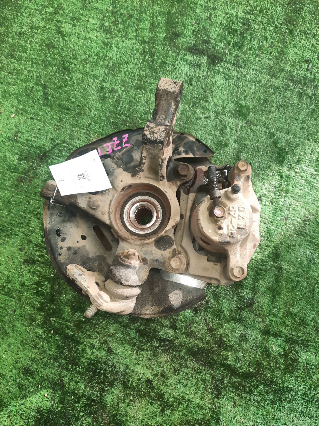 Ступица левая передняя TOYOTA COROLLA FIELDER, ALLEX, COROLLA RUNX ZZE123 2ZZ-GE 3 ракурс