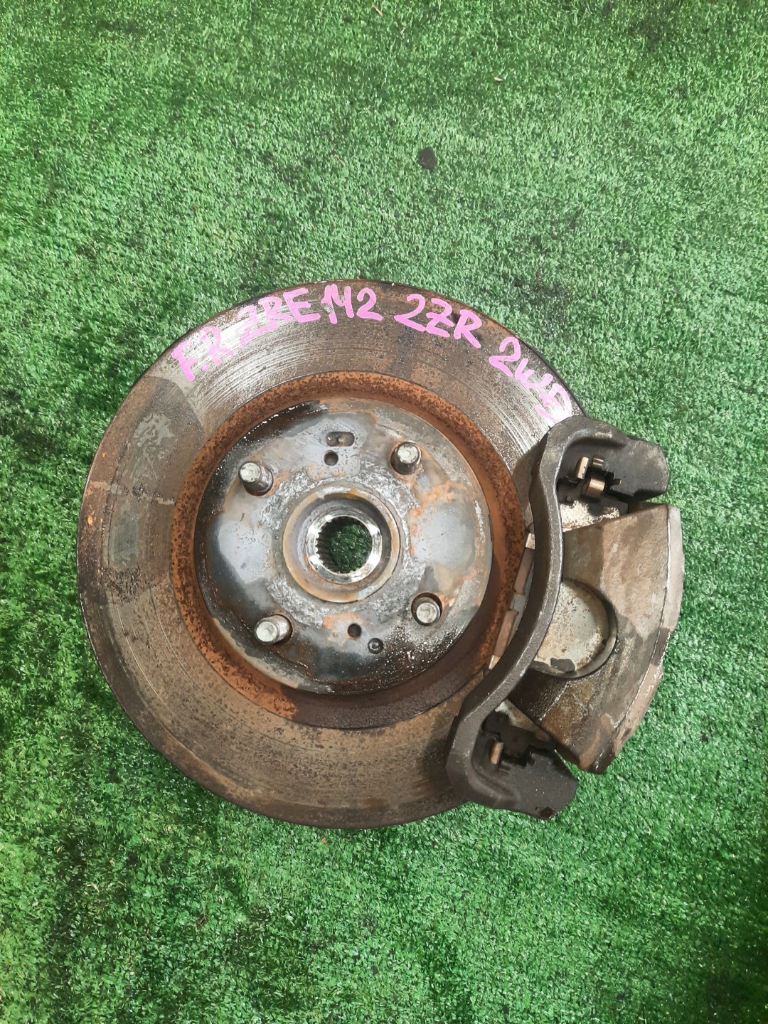 Ступица правая передняя TOYOTA AXIO, COROLLA FIELDER, COROLLA  AXIO, FIELDER NZE141, ZRE142, ZRE142G, NZE141G 1NZ-FE, 2ZR-FAE, 2ZR-FE 1 ракурс