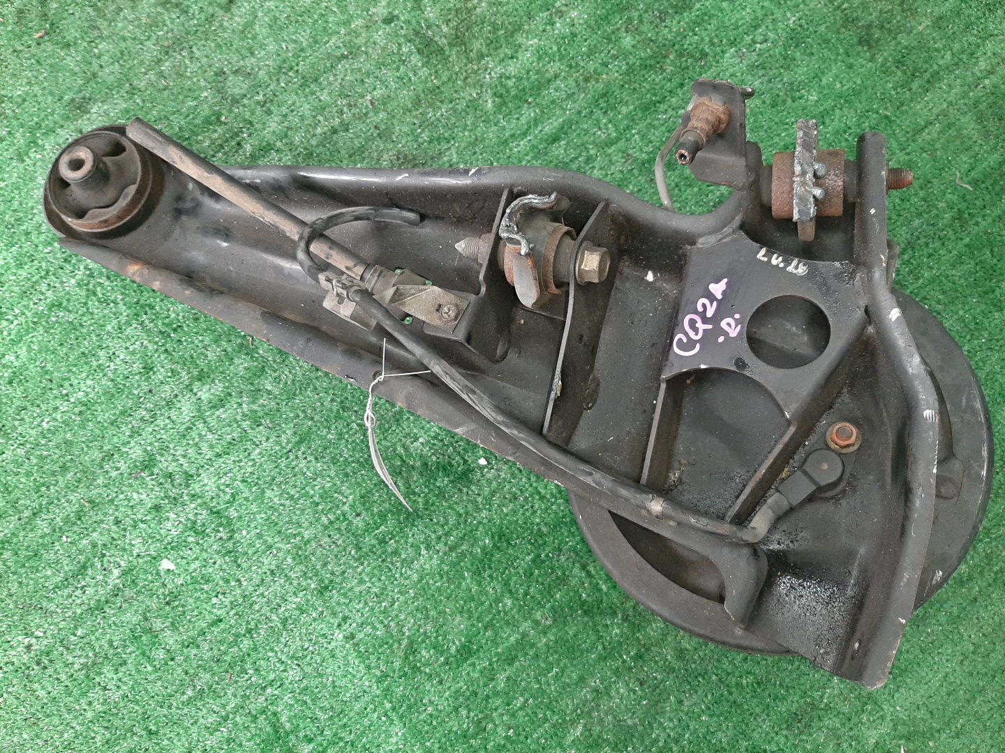 Ступица правая задняя MITSUBISHI MIRAGE DINGO CQ1A, CQ2A, CQ5A 4G13, 4G15, 4G93 2 ракурс