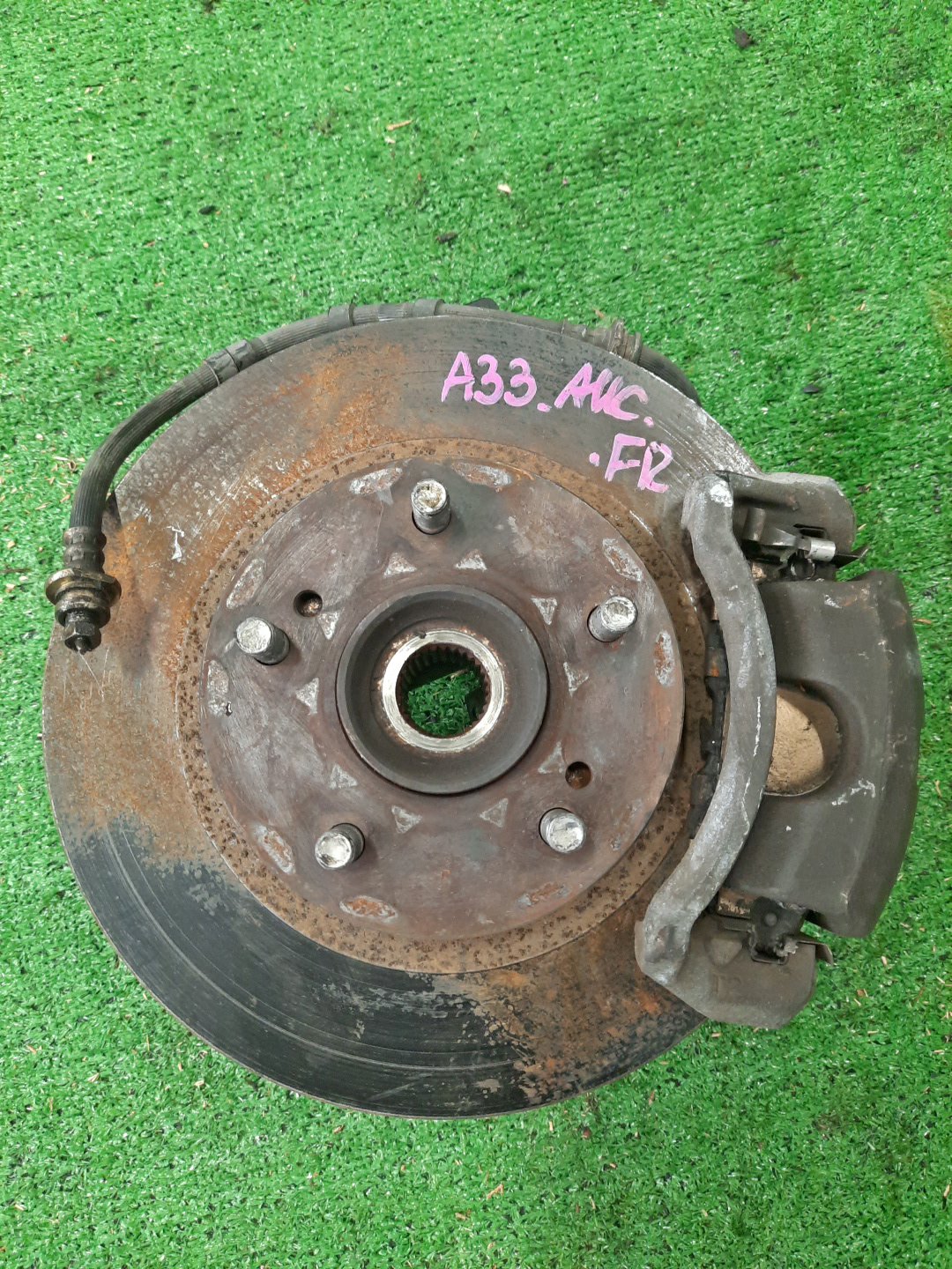 Ступица правая передняя NISSAN CEFIRO A32 VQ30DE, VQ20DE, VQ25DE 1 ракурс