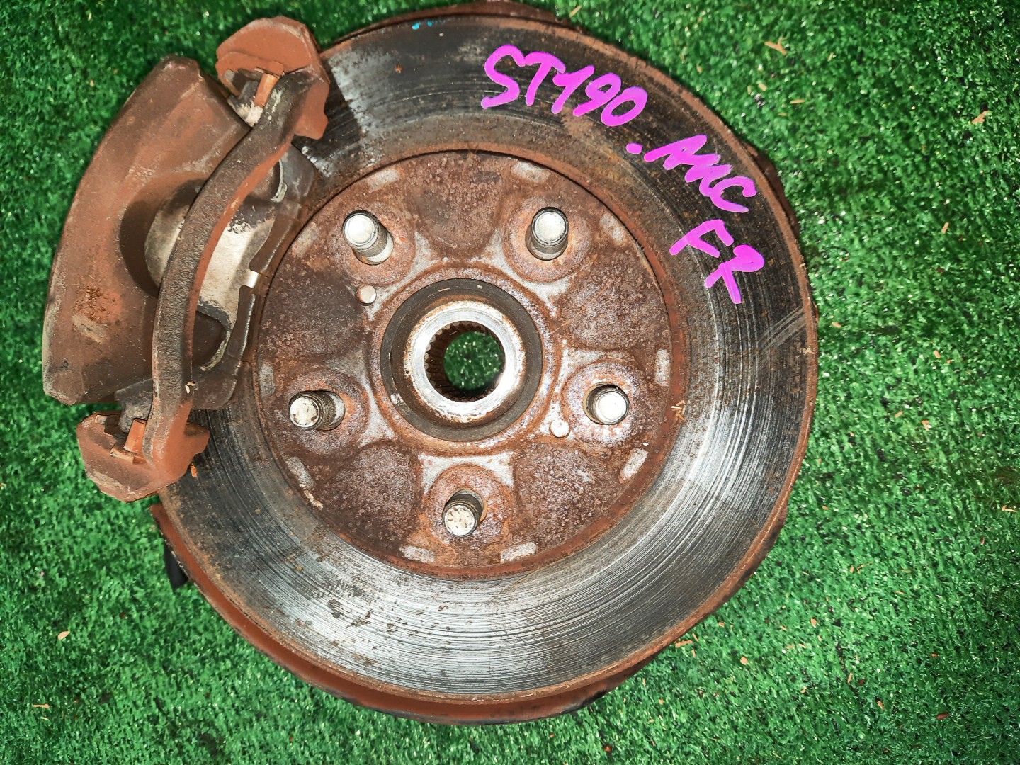 Ступица правая передняя  TOYOTA CALDINA, CARINA, CORONA, CORONA PREMIO ST210G, AT191G, ST191G, CT190G, ST210, AT211, CT190, AT211G, AT191, ST190, ST191, AT190, AT192, CT211, AT210, CT210 3S-FE, 7A-FE, 4S-FE, 2C, 2C-T, 4A-FE, 5A-FE, 3C-TE, 3S-FSE 1 ракурс