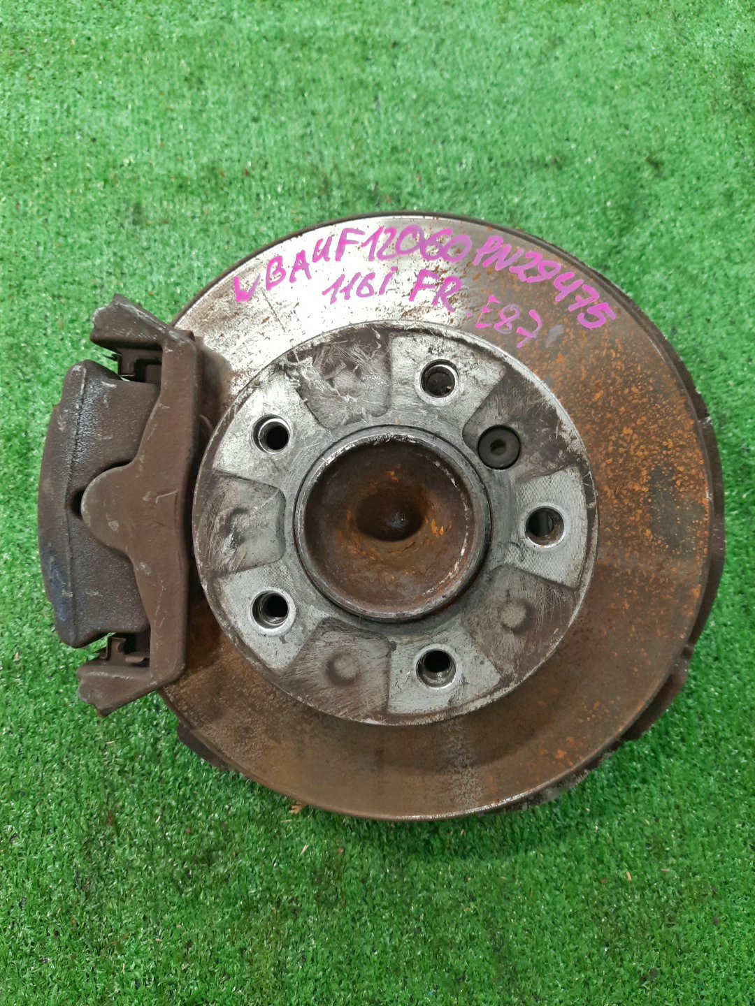 Ступица правая передняя BMW 1-Series E87 N45B16AB 3121676444403 1 ракурс