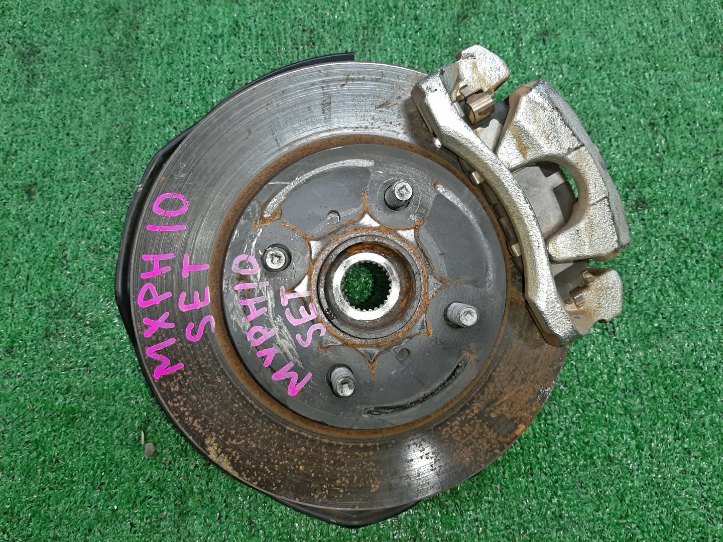 Ступица правая передняя TOYOTA YARIS MXPH10 M15A-FXE 1 ракурс
