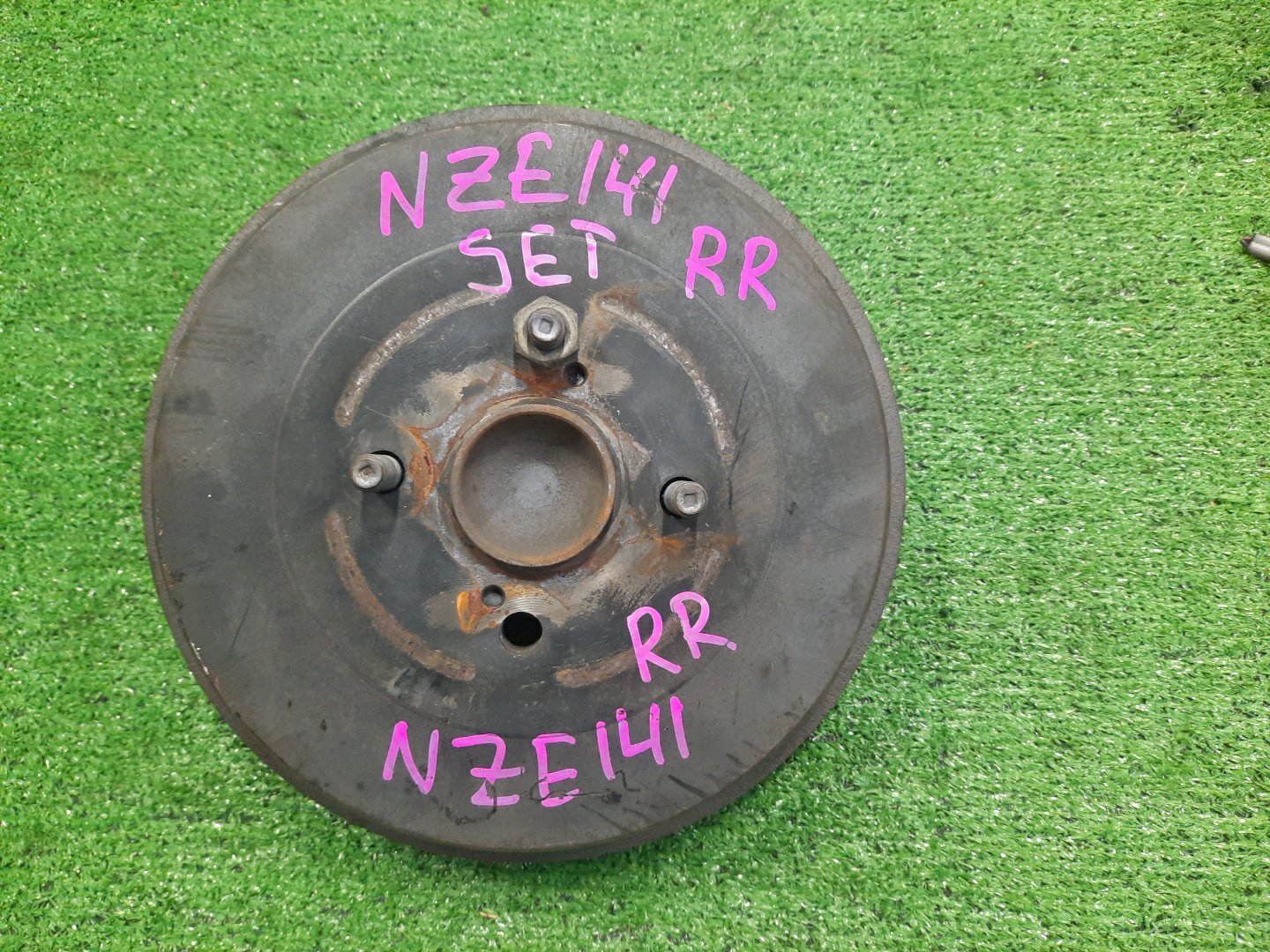 Ступица правая задняя TOYOTA AXIO, COROLLA FIELDER, COROLLA  AXIO, FIELDER NZE141, ZRE142, ZRE142G, NZE141G 1NZ-FE, 2ZR-FAE, 2ZR-FE 1 ракурс