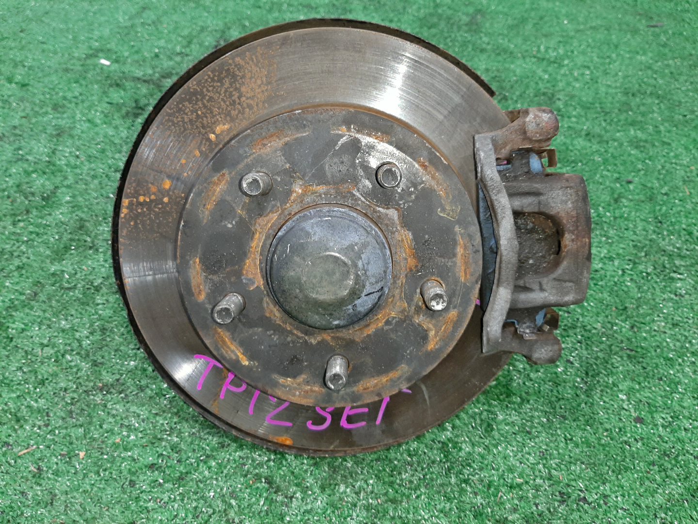 Ступица правая задняя NISSAN PRIMERA P12, QP12, TP12, HP12, RP12, WTP12, WHP12, WRP12 QR20DE, QG18DE, SR20VE, QR25DD 1 ракурс