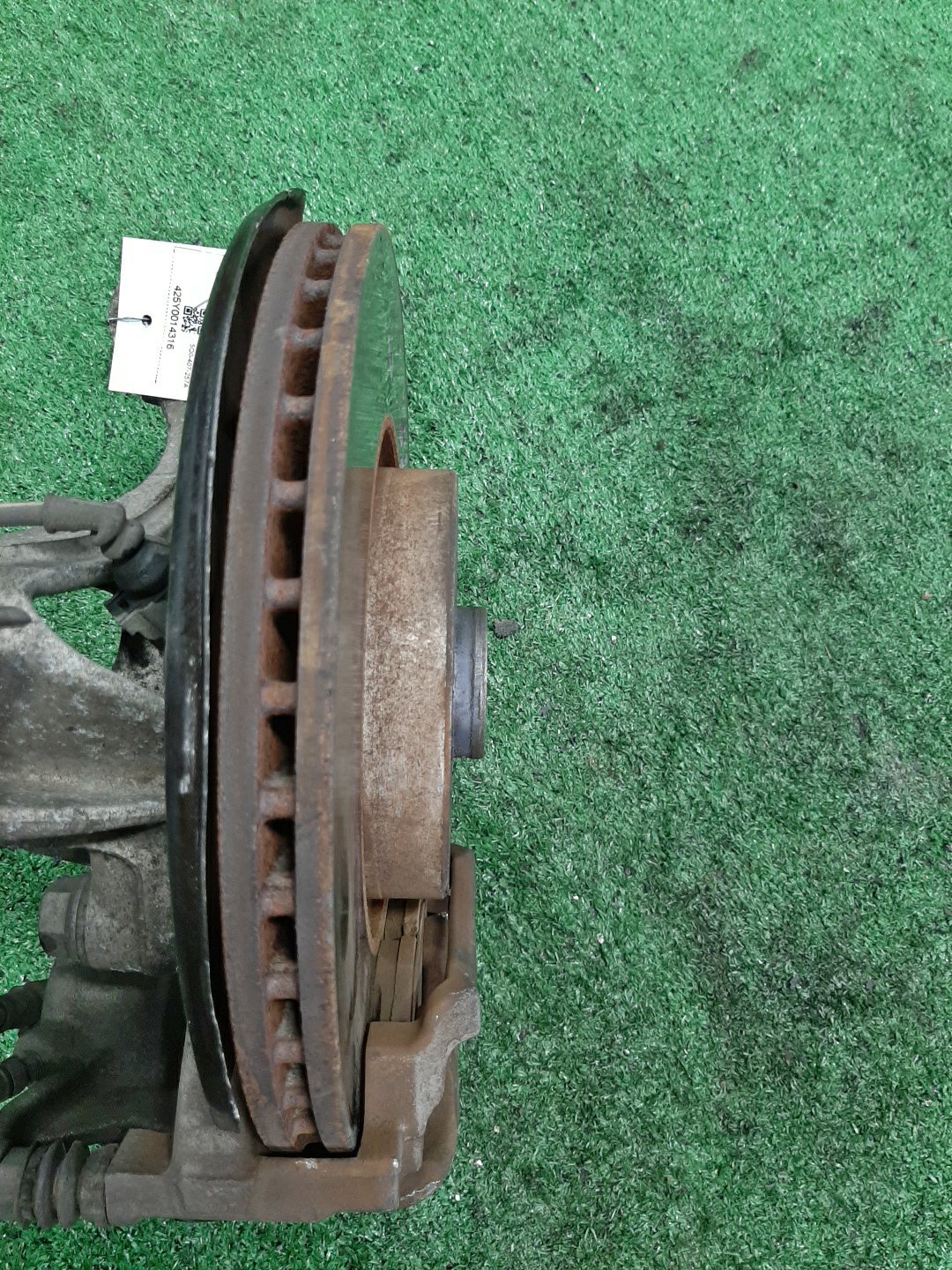 Ступица левая передняя VOLKSWAGEN PASSAT 3G2 CZE 5Q0-407-257A 3 ракурс