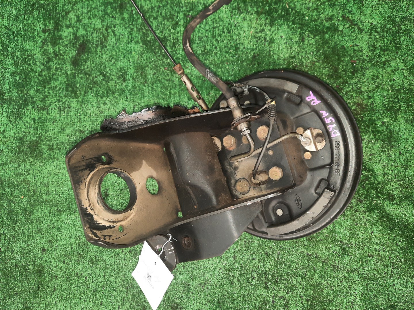 Ступица правая задняя MAZDA DEMIO, VERISA DY3W, DY5W, DC5W ZJ-VE, ZY-VE 2 ракурс