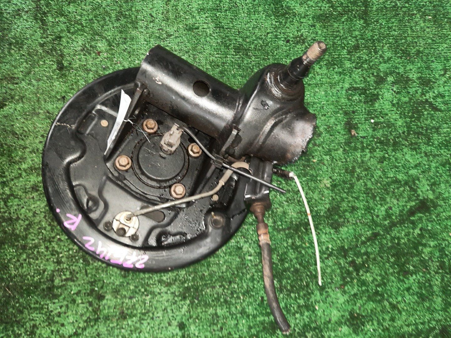Ступица правая задняя TOYOTA AXIO, COROLLA FIELDER, COROLLA  AXIO, FIELDER NZE141, ZRE142, ZRE142G, NZE141G 1NZ-FE, 2ZR-FAE, 2ZR-FE 2 ракурс