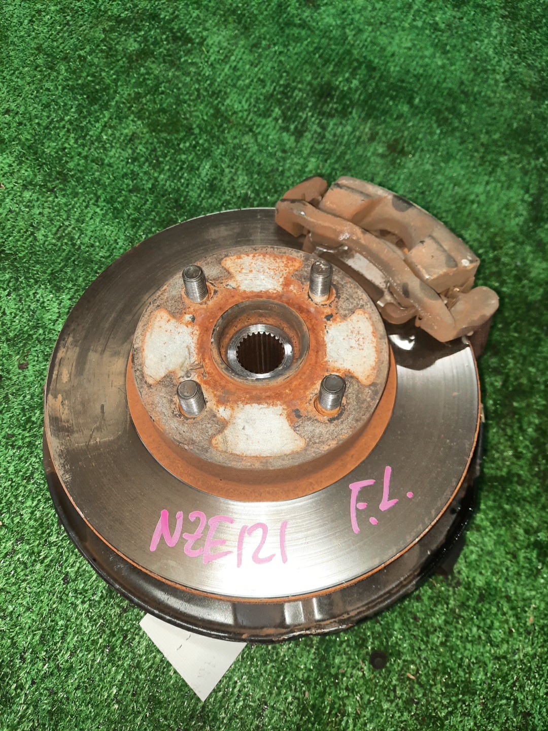 Ступица левая передняя TOYOTA COROLLA, COROLLA FIELDER, ALLEX, COROLLA RUNX NZE121 1NZ-FE 1 ракурс