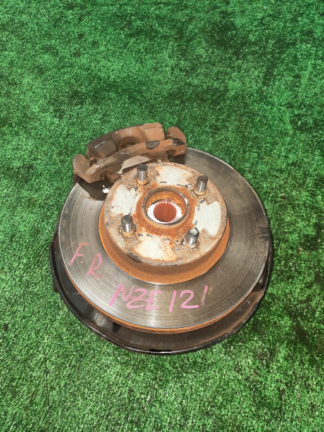 Ступица правая передняя TOYOTA COROLLA, COROLLA FIELDER, ALLEX, COROLLA RUNX NZE121, NZE121G 1NZ-FE 1 ракурс