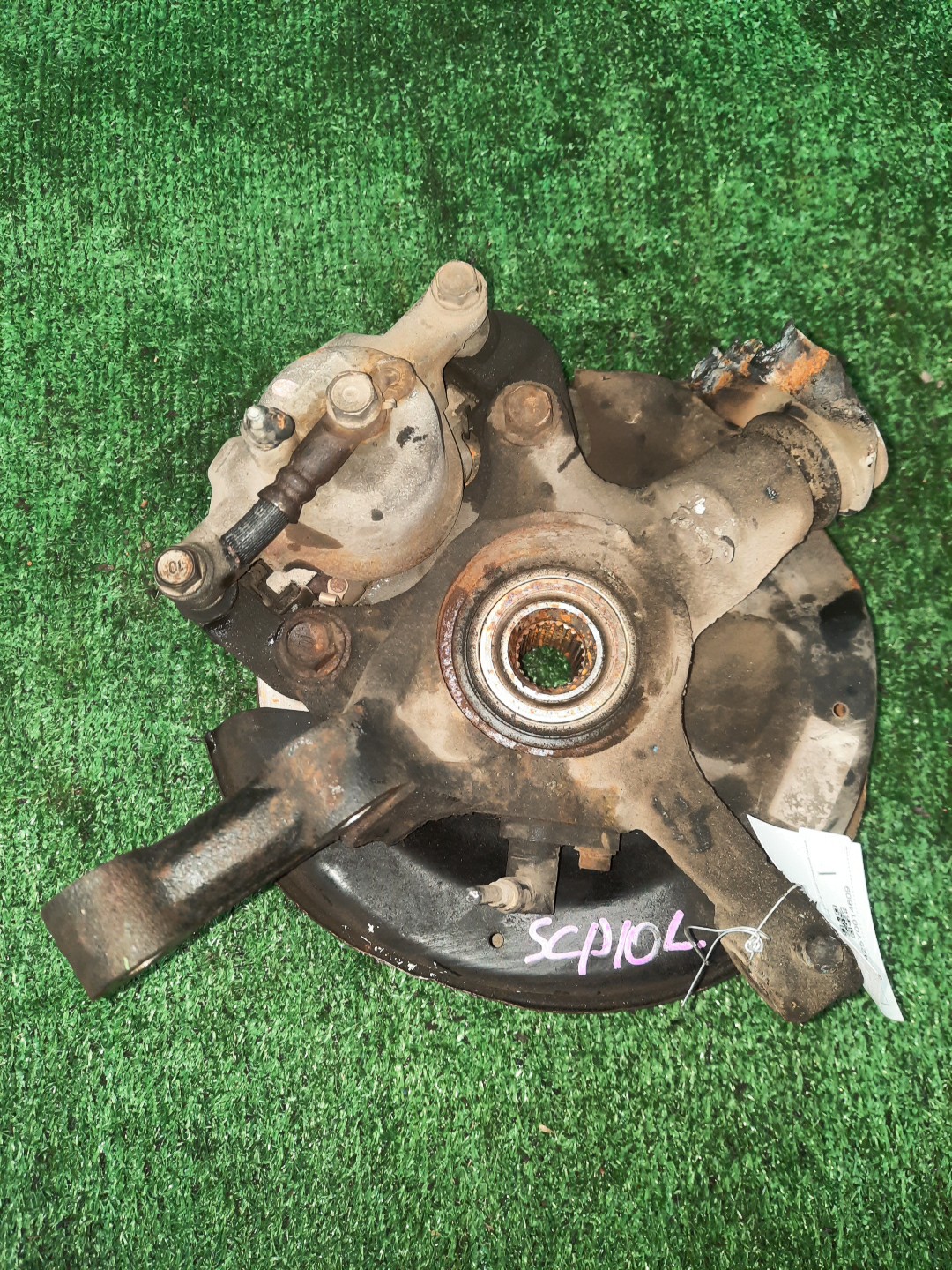 Ступица левая передняя TOYOTA PLATZ, VITZ SCP11, SCP10, SCP13 1SZ-FE, 2SZ-FE 2 ракурс