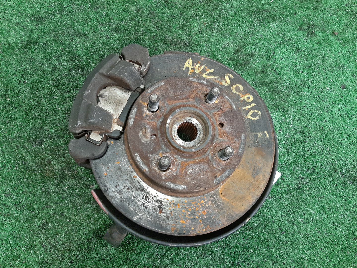 Ступица правая передняя TOYOTA PLATZ, VITZ SCP11, SCP10, SCP13 1SZ-FE, 2SZ-FE 1 ракурс