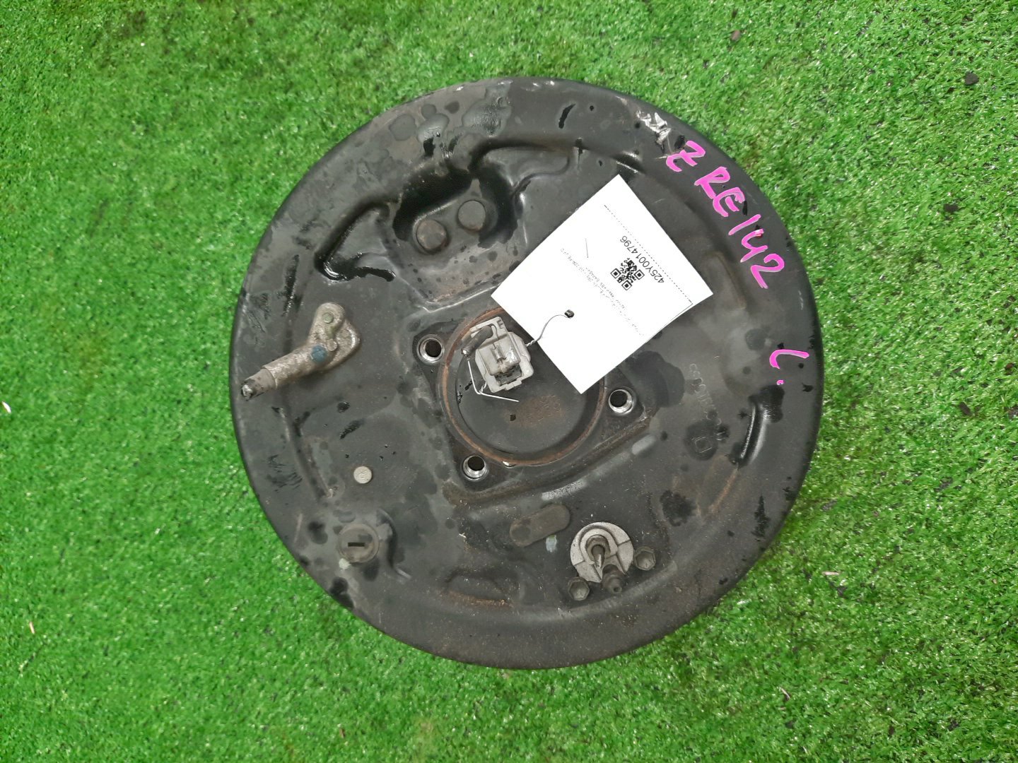 Ступица левая задняя TOYOTA AXIO, COROLLA FIELDER, COROLLA  AXIO, FIELDER NZE141, ZRE142, ZRE142G, NZE141G 1NZ-FE, 2ZR-FAE, 2ZR-FE 2 ракурс