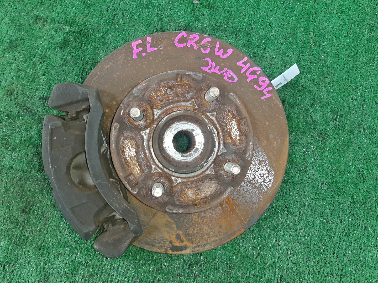 Ступица левая передняя  MITSUBISHI DION CR6W, CR9W, CR5W 4G94, 4G63, 4G93 1 ракурс
