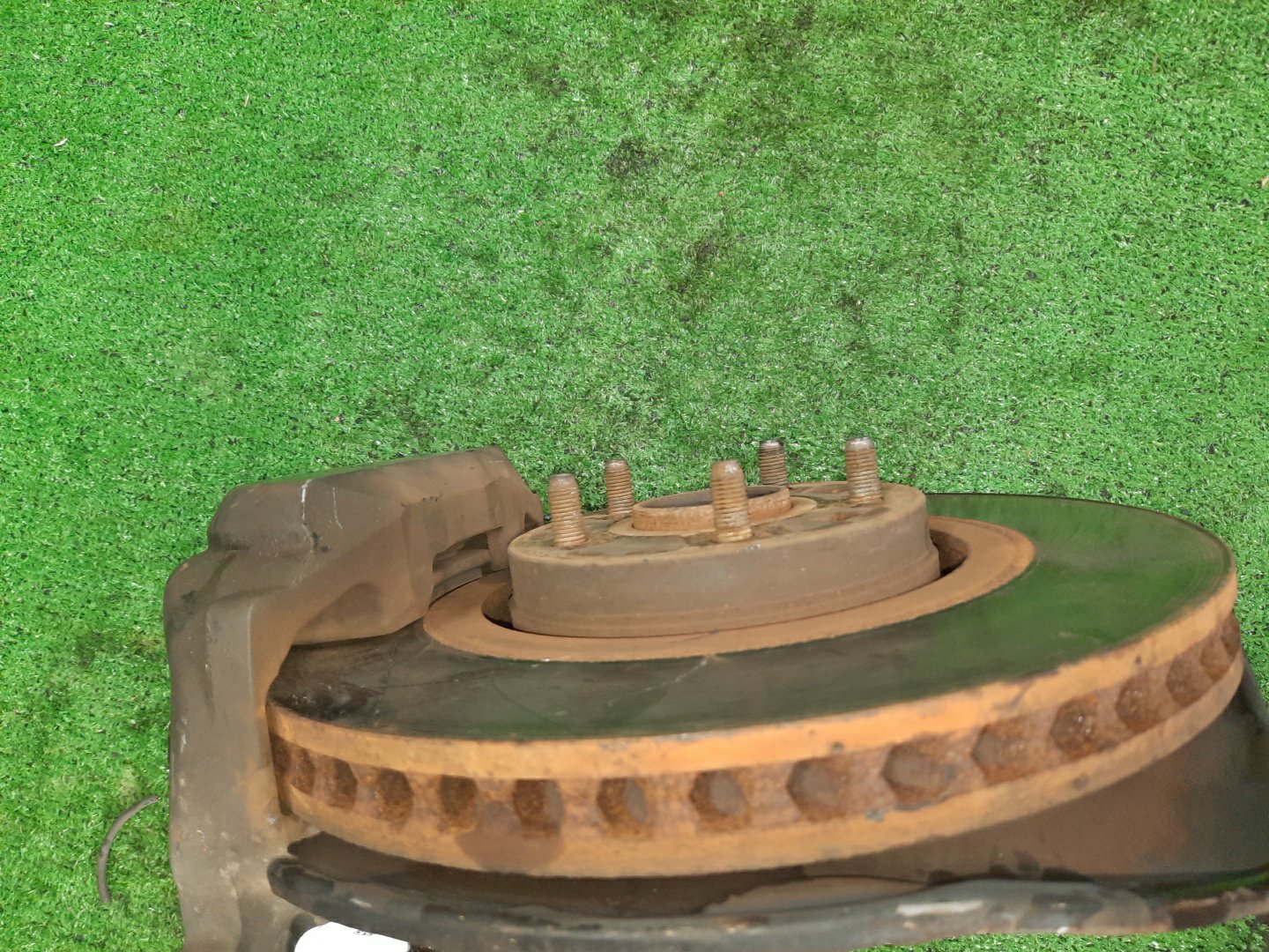 Ступица левая передняя LEXUS CROWN, GS350, GS300, GS430, GS460, GS450H GRS184, GRS191, GRS196, GRS190, UZS190, URS190, GWS191 2GR-FSE, 3GR-FSE, 3UZ-FE, 1UR-FSE 2 ракурс