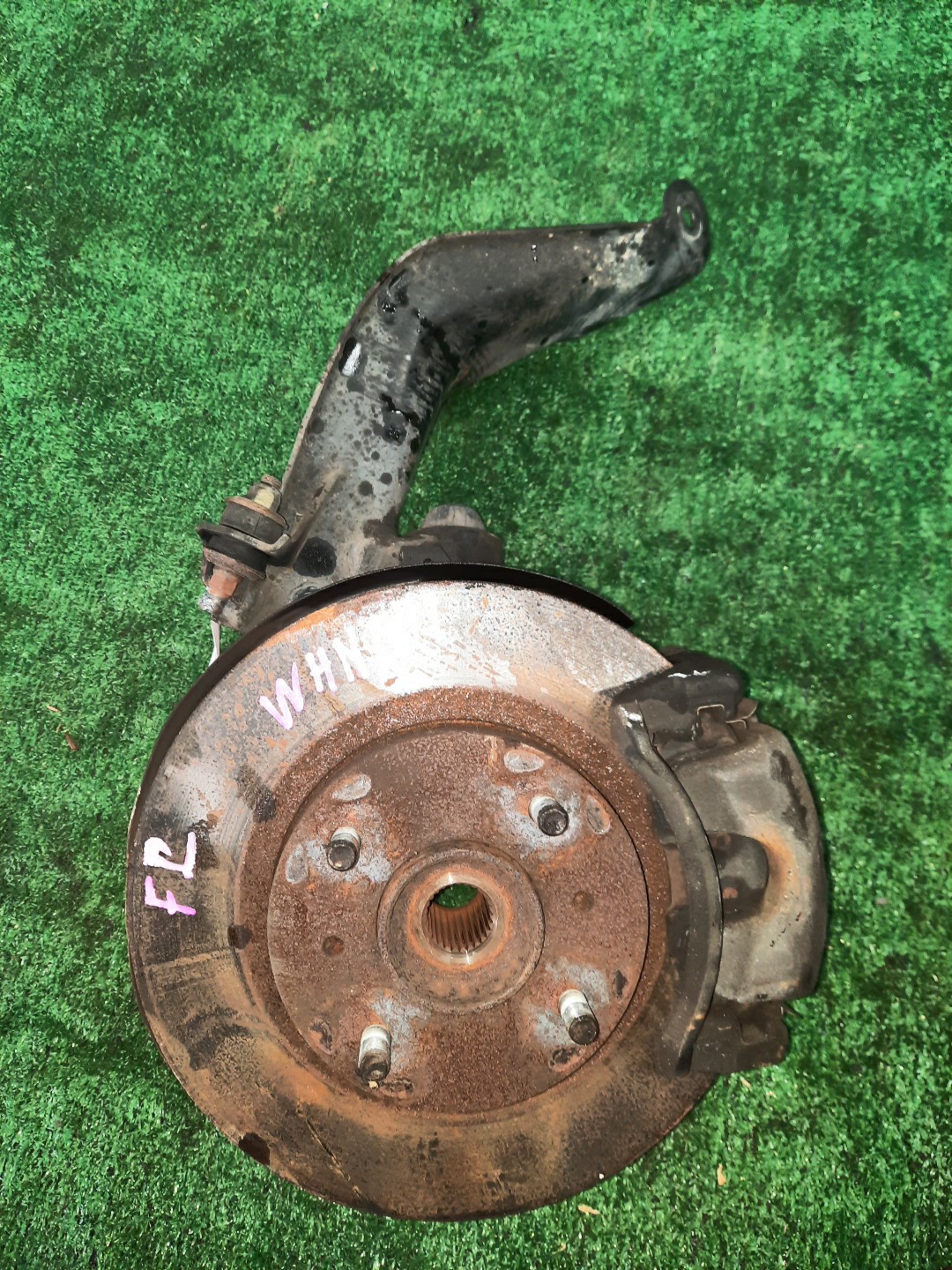 Ступица правая передняя NISSAN BLUEBIRD, PRIMERA ENU14, HNU14, HNP11, WHNP11 SR18DE, SR20DE 1 ракурс