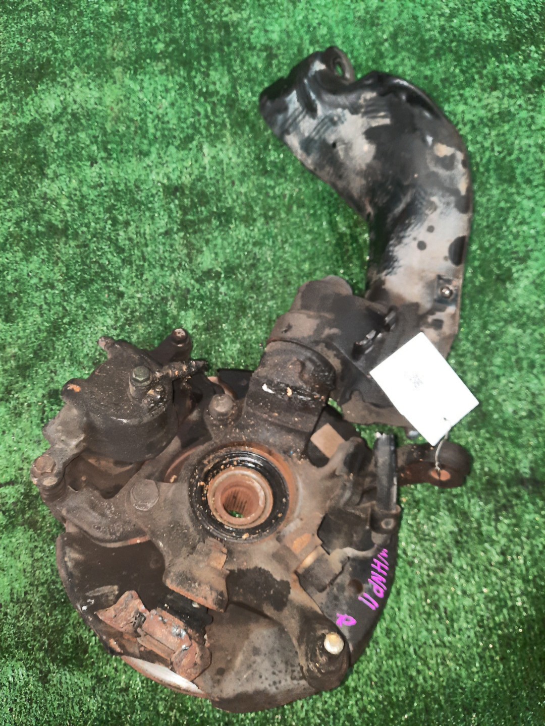Ступица правая передняя NISSAN BLUEBIRD, PRIMERA ENU14, HNU14, HNP11, WHNP11 SR18DE, SR20DE 3 ракурс