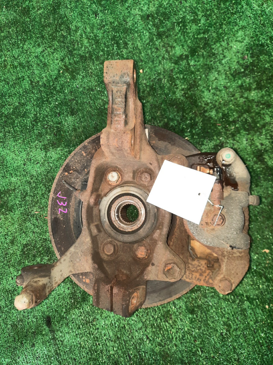 Ступица левая передняя NISSAN TEANA TNJ32, PJ32, J32 QR25DE, VQ35DE, VQ25DE 3 ракурс