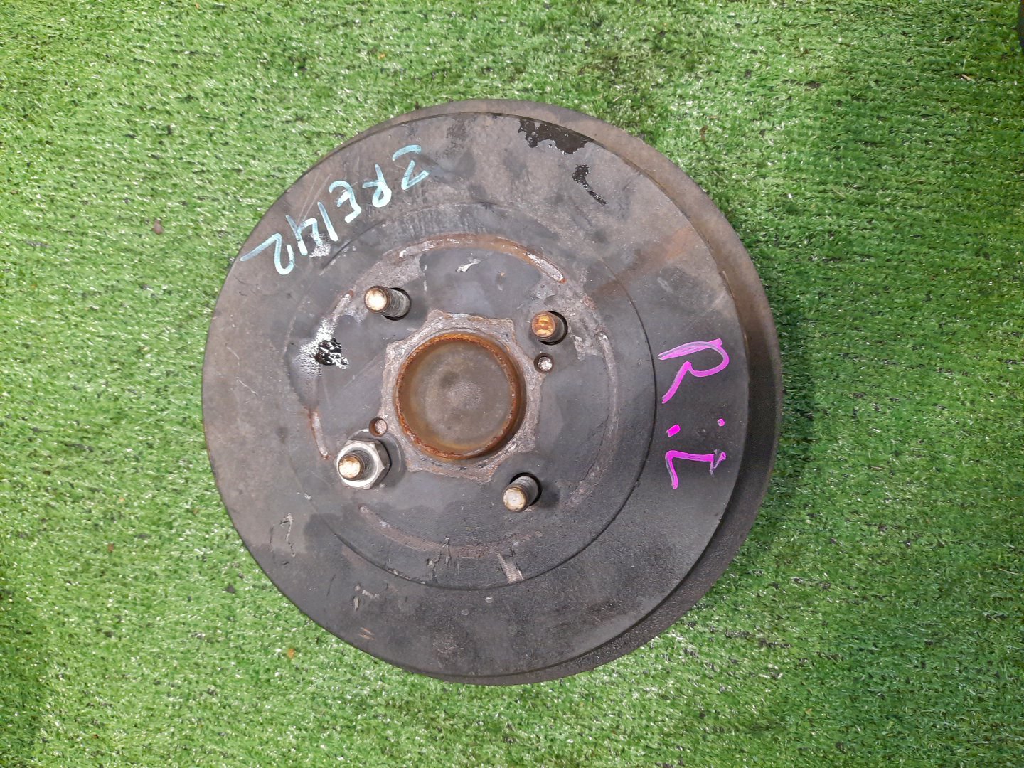 Ступица левая задняя TOYOTA AXIO, COROLLA FIELDER, COROLLA  AXIO, FIELDER NZE141, ZRE142, ZRE142G, NZE141G 1NZ-FE, 2ZR-FAE, 2ZR-FE 1 ракурс
