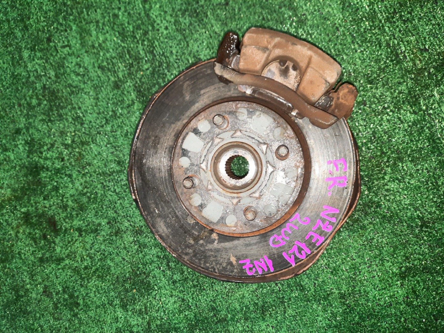 Ступица правая передняя TOYOTA COROLLA, COROLLA FIELDER, ALLEX, COROLLA RUNX NZE121, NZE121G 1NZ-FE 1 ракурс