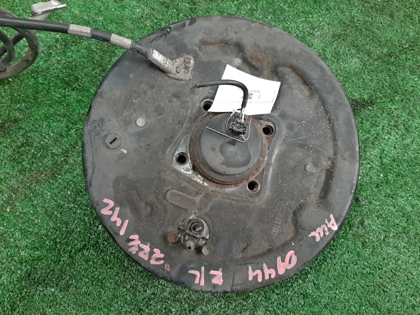 Ступица левая задняя TOYOTA AXIO, COROLLA FIELDER, COROLLA  AXIO, FIELDER NZE141, ZRE142, ZRE142G, NZE141G 1NZ-FE, 2ZR-FAE, 2ZR-FE 2 ракурс