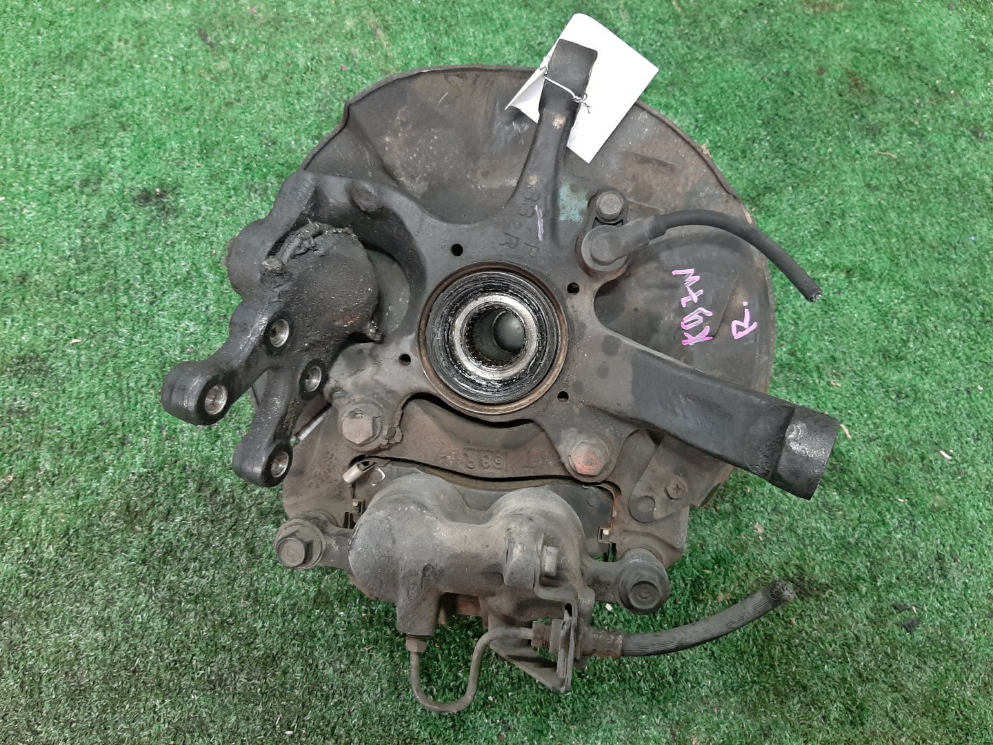 Ступица правая передняя MITSUBISHI CHALLENGER, PAJERO SPORT K97WG, K99W, K96W, K94WG 4M40T, 6G74, 6G72, 4D56T 2 ракурс