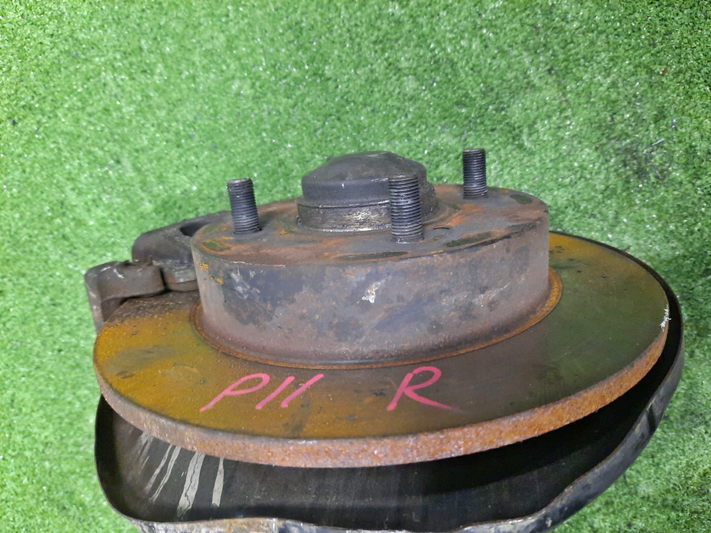 Ступица правая задняя NISSAN BLUEBIRD, PRIMERA HU14, EU14, P11, HP11, WHP11 SR20DE, SR20VE, SR18DE 2 ракурс