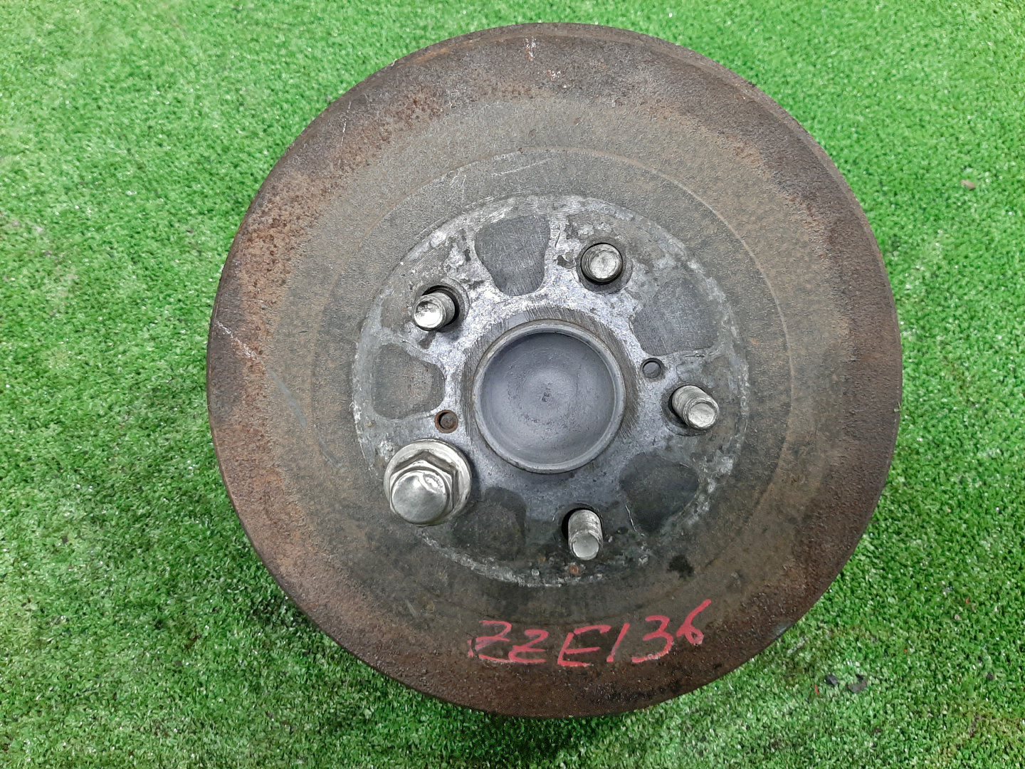 Ступица левая задняя TOYOTA VOLTZ ZZE136 1ZZ-FE 1 ракурс
