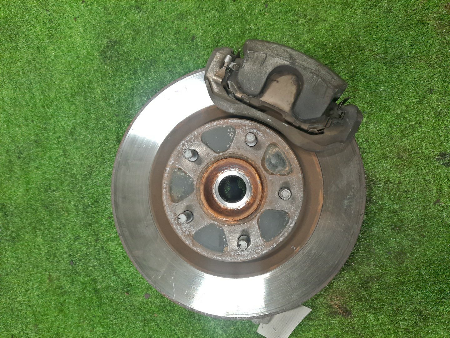 Ступица правая передняя NISSAN TEANA TNJ32, PJ32, J32 QR25DE, VQ35DE, VQ25DE 1 ракурс