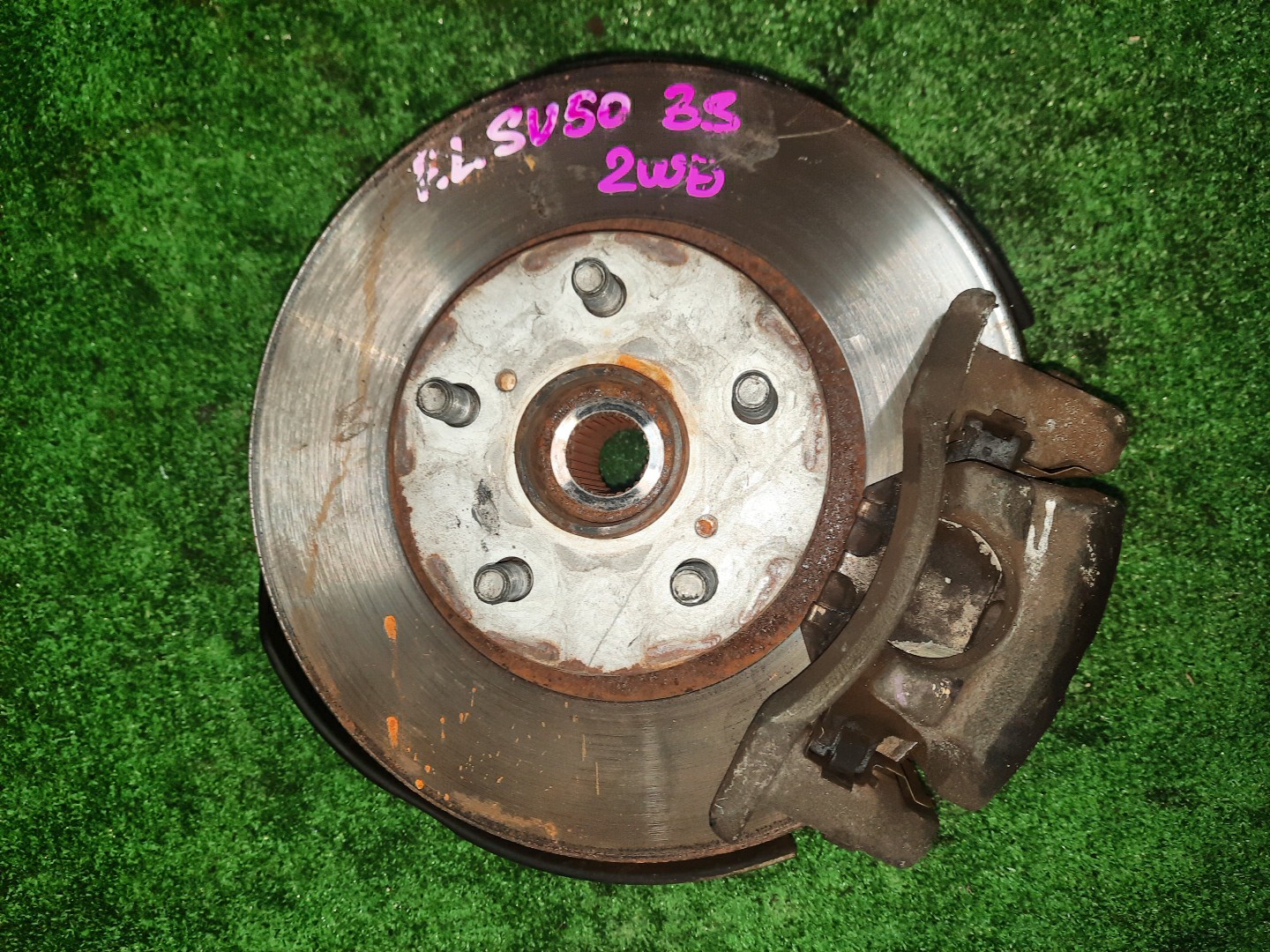 Ступица левая передняя TOYOTA VISTA, VISTA ARDEO AZV50, SV50, SV50G, AZV50G 1AZ-FSE, 3S-FSE 1 ракурс Ступица левая передняя TOYOTA VISTA, VISTA ARDEO AZV50, SV50, SV50G, AZV50G 1AZ-FSE, 3S-FSE 1 ракурс