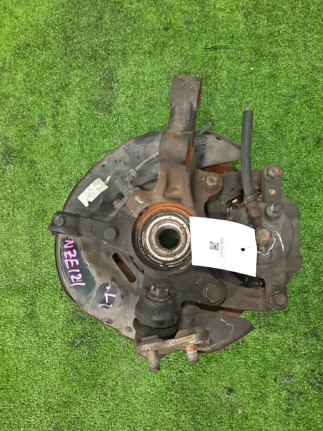 Ступица левая передняя TOYOTA COROLLA, COROLLA FIELDER, ALLEX, COROLLA RUNX NZE121 1NZ-FE 3 ракурс