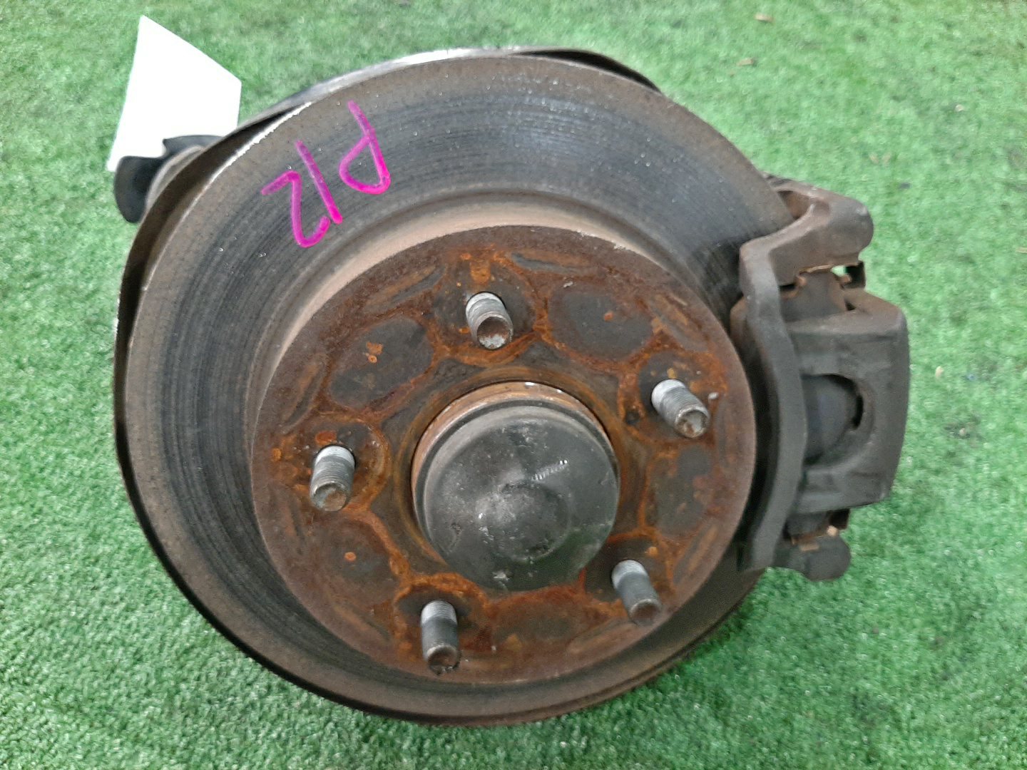 Ступица правая задняя NISSAN PRIMERA P12, QP12, TP12, HP12, RP12, WTP12, WHP12, WRP12 QR20DE, QG18DE, SR20VE, QR25DD 1 ракурс