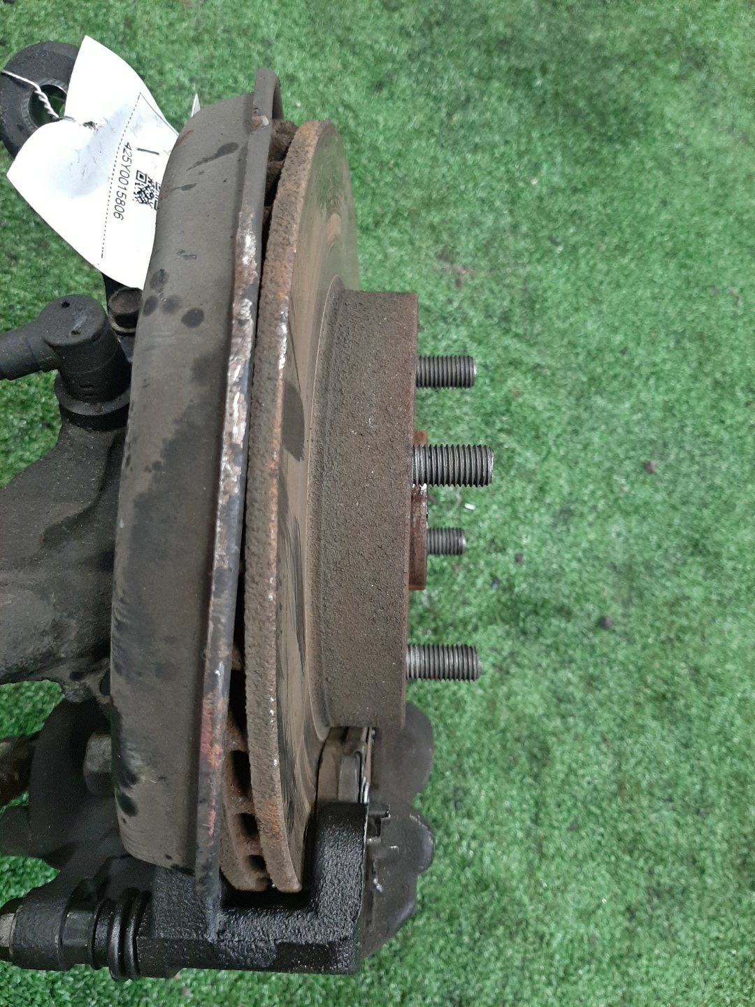 Ступица левая передняя TOYOTA PLATZ, VITZ SCP11, SCP10, SCP13 1SZ-FE, 2SZ-FE 3 ракурс
