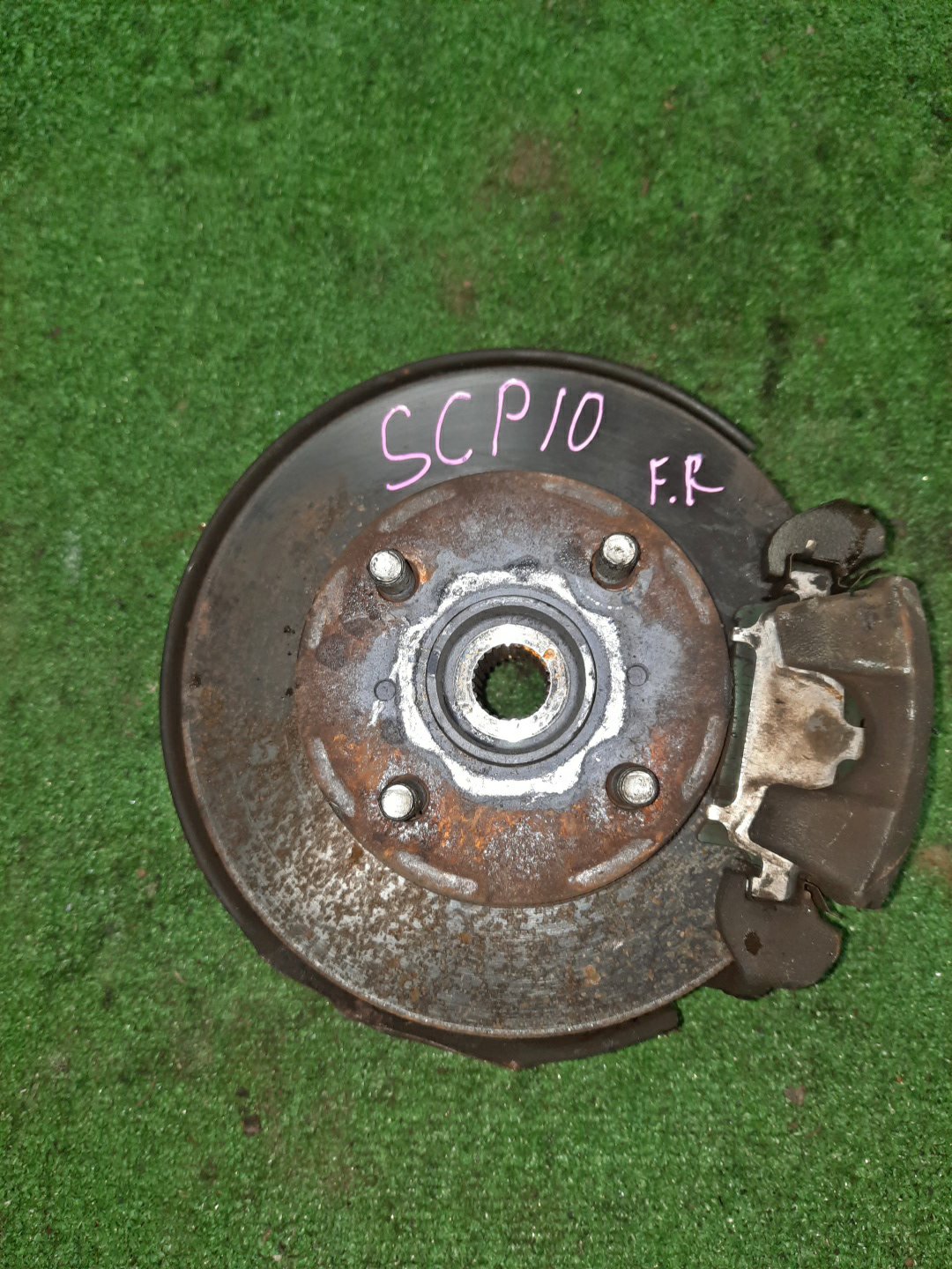 Ступица правая передняя TOYOTA PLATZ, VITZ SCP11, SCP10, SCP13 1SZ-FE, 2SZ-FE 1 ракурс