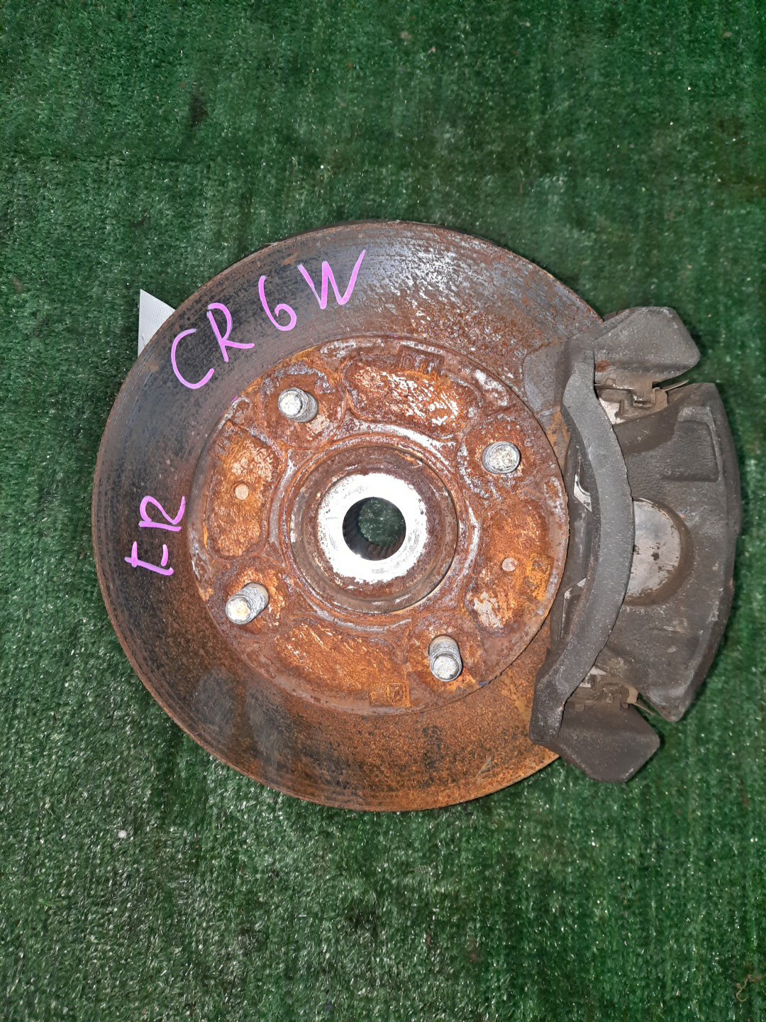 Ступица правая передняя  MITSUBISHI DION CR6W, CR9W, CR5W 4G94, 4G63, 4G93 1 ракурс