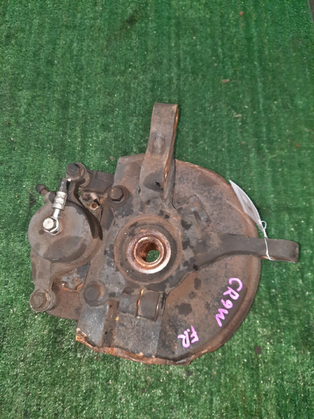 Ступица правая передняя MITSUBISHI DION CR6W, CR9W, CR5W 4G94, 4G63, 4G93 3 ракурс