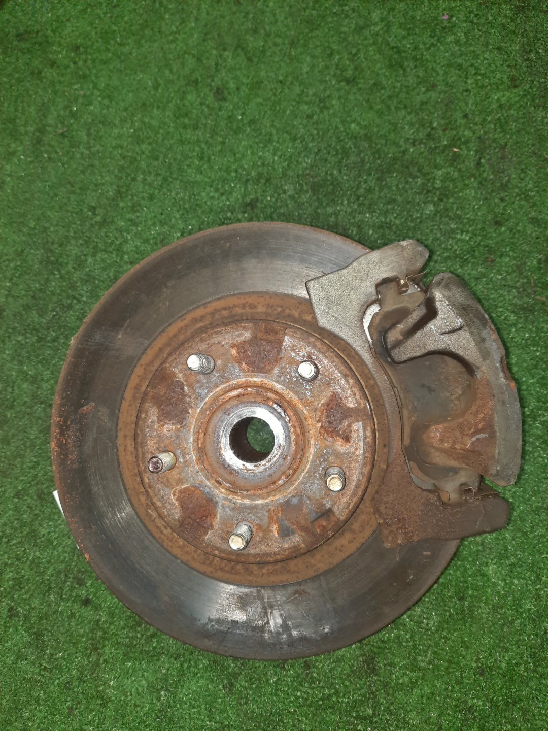 Ступица правая передняя  MITSUBISHI ASX, DELICA, RVR, OUTLANDER GA2W, GA3W, CV1W, CV4W, CV5W, GA4W, CW4W, CW5W 4B11, 4B10, 4N14, 4B12, 4J10 1 ракурс