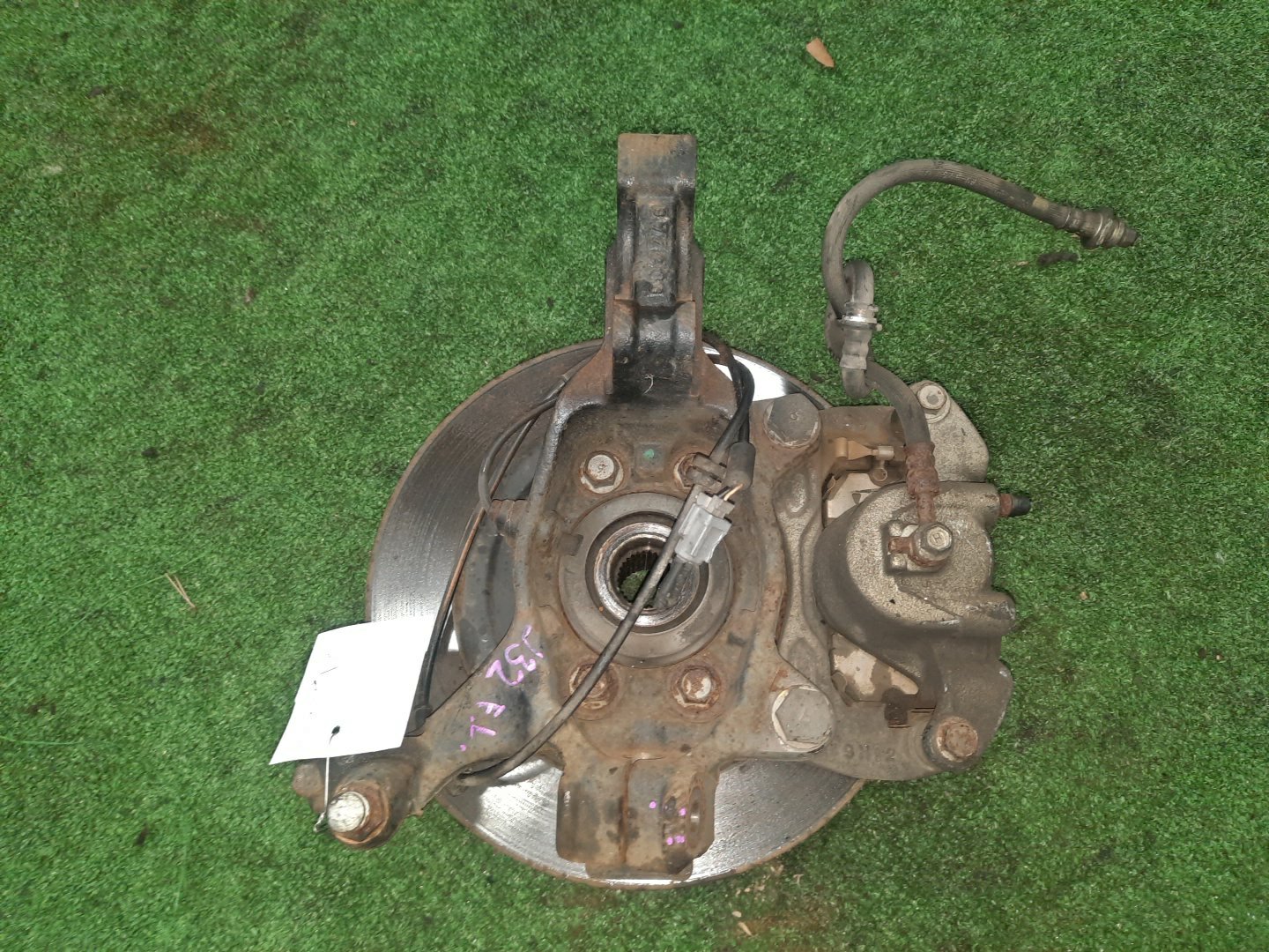 Ступица левая передняя NISSAN TEANA TNJ32, PJ32, J32 QR25DE, VQ35DE, VQ25DE 2 ракурс