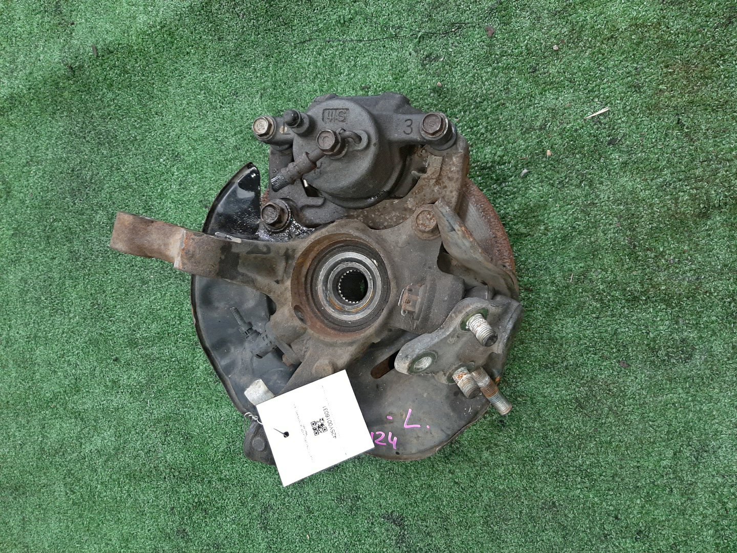 Ступица левая передняя TOYOTA COROLLA, COROLLA SPACIO, COROLLA FIELDER, ALLEX, COROLLA RUNX ZZE124, NZE124, ZZE124N, ZZE124G, NZE124G 1ZZ-FE, 1NZ-FE 3 ракурс