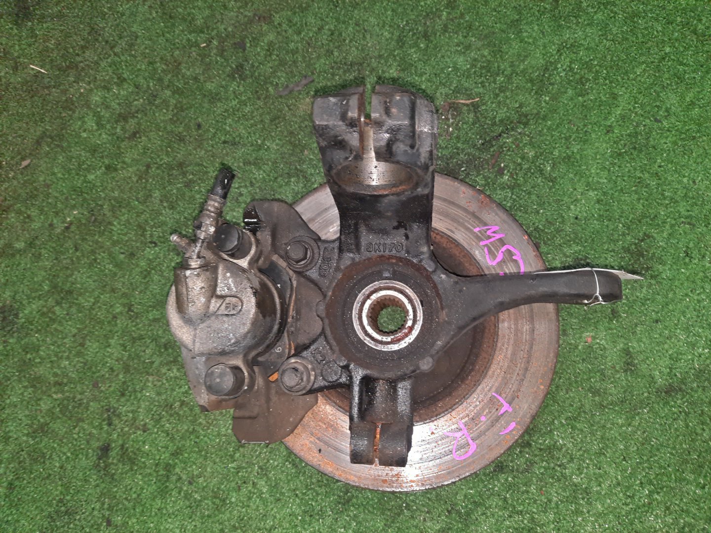 Ступица правая передняя MAZDA DEMIO, VERISA DY3W, DY5W, DY3R, DY5R, DC5R, DC5W ZJ-VE, ZY-VE 2 ракурс