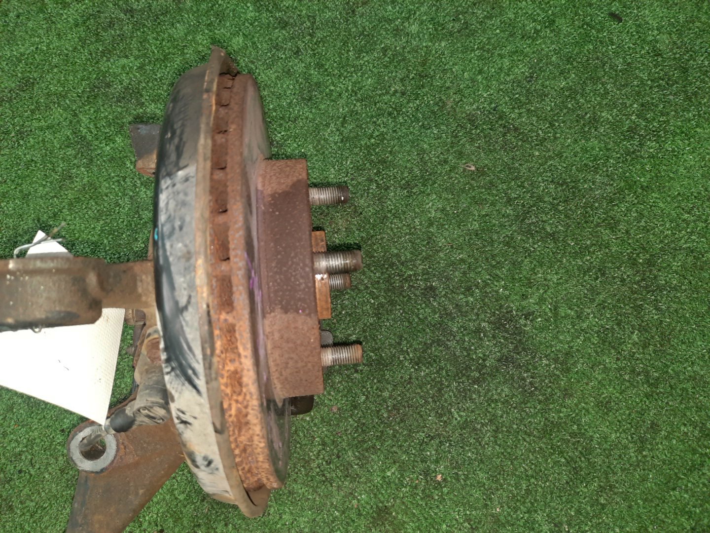Ступица левая передняя TOYOTA PLATZ, VITZ SCP11, SCP10, SCP13 1SZ-FE, 2SZ-FE 3 ракурс