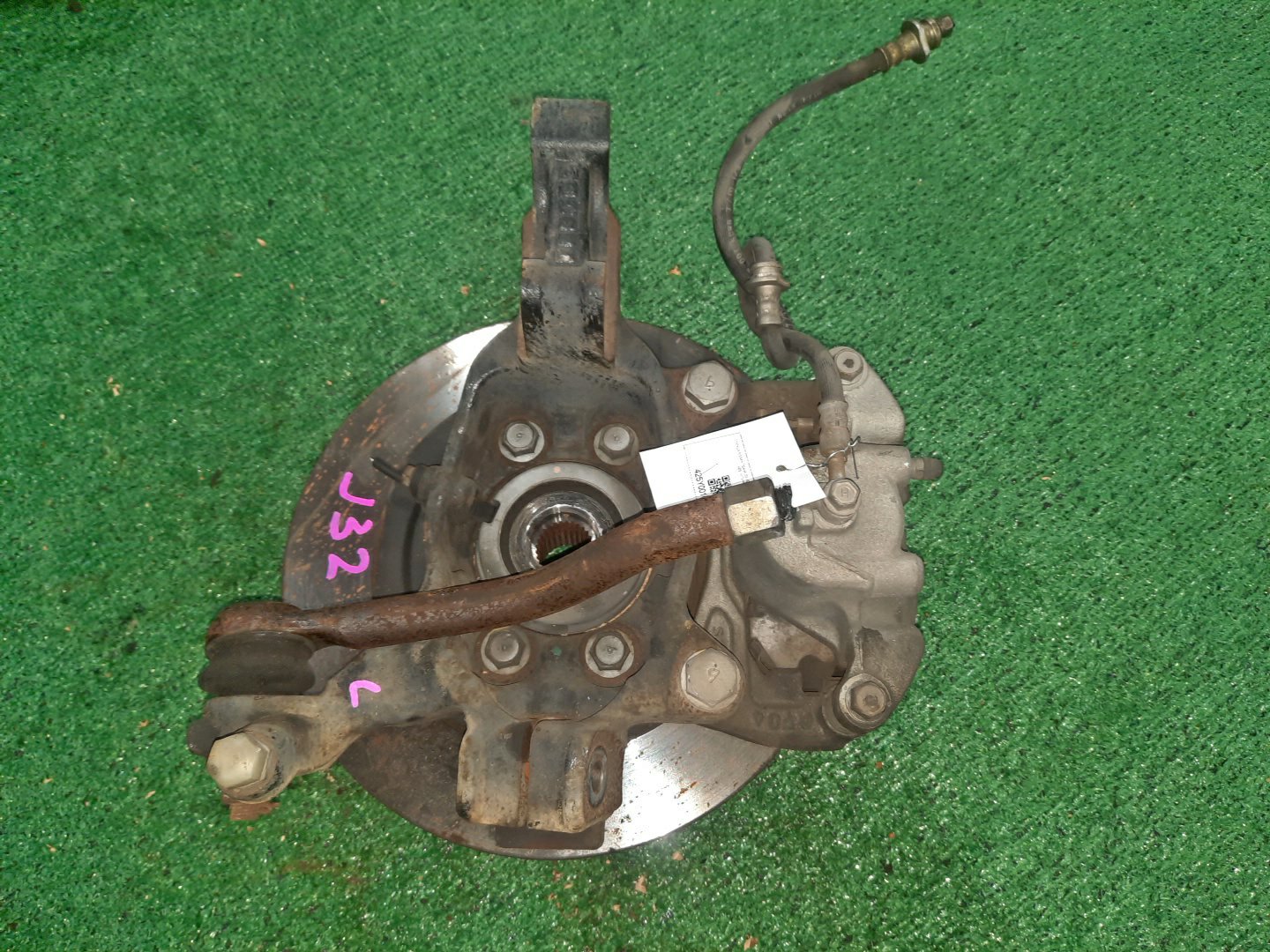 Ступица левая передняя NISSAN TEANA TNJ32, PJ32, J32 QR25DE, VQ35DE, VQ25DE 2 ракурс