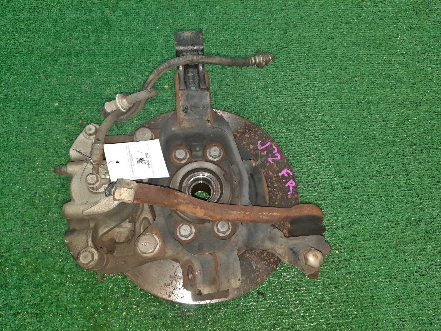 Ступица правая передняя NISSAN TEANA TNJ32, PJ32, J32 QR25DE, VQ35DE, VQ25DE 2 ракурс
