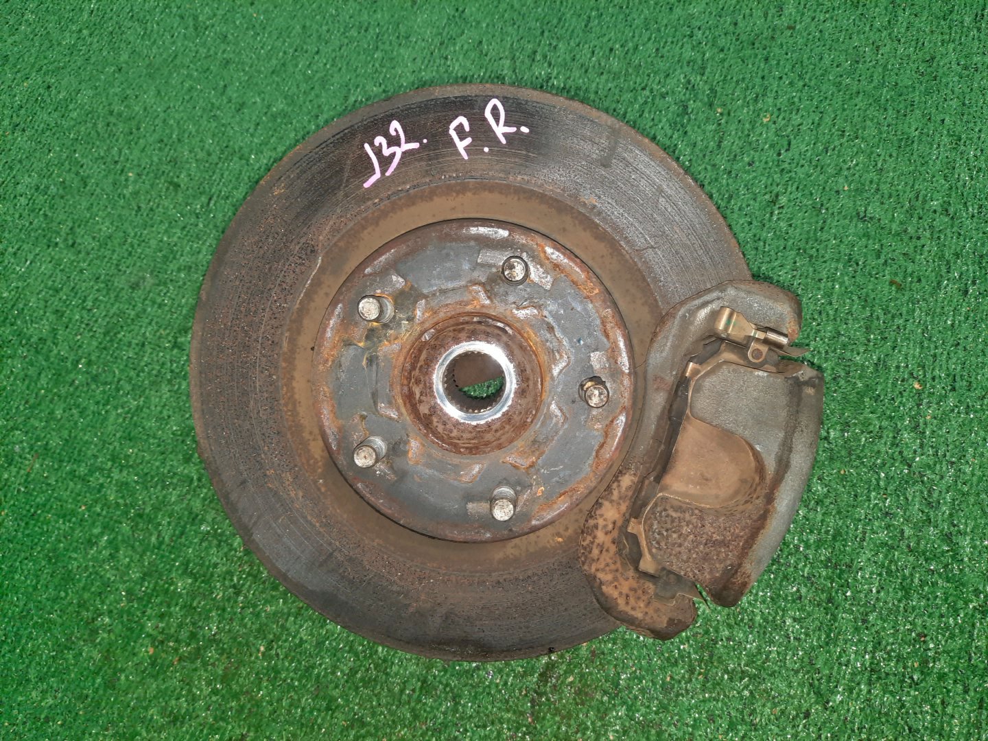 Ступица правая передняя NISSAN TEANA TNJ32, PJ32, J32 QR25DE, VQ35DE, VQ25DE 1 ракурс