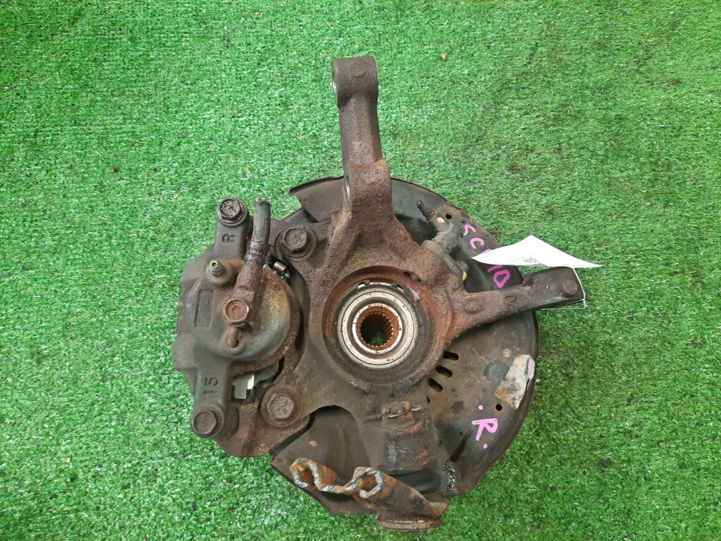 Ступица правая передняя TOYOTA PLATZ, VITZ SCP11, SCP10, SCP13 1SZ-FE, 2SZ-FE 2 ракурс